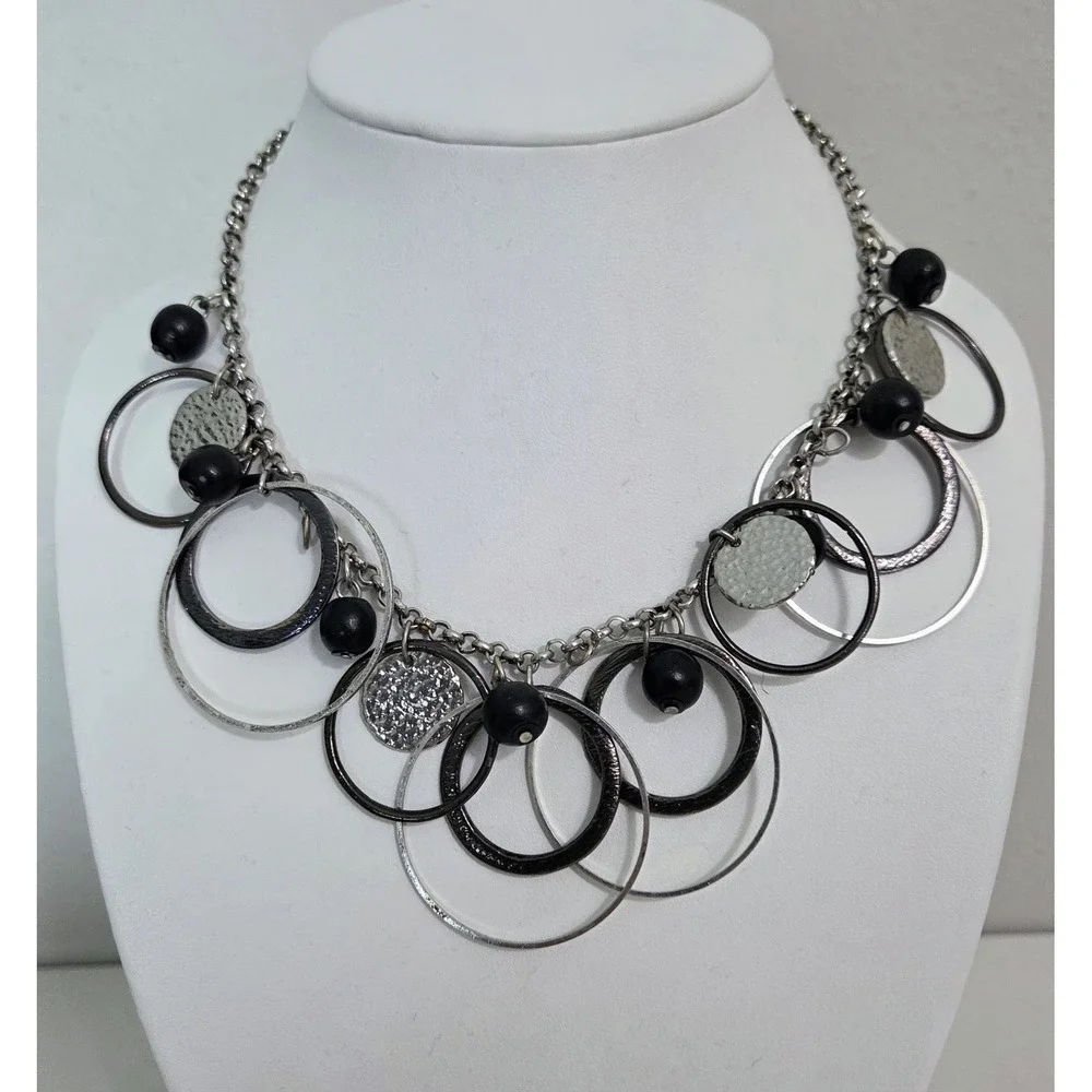Fashion Necklace Lot – 3 Beaded‎ Necklaces Netted Chain Link Bib Multi-strand